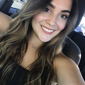 Meet your Posher, Layla